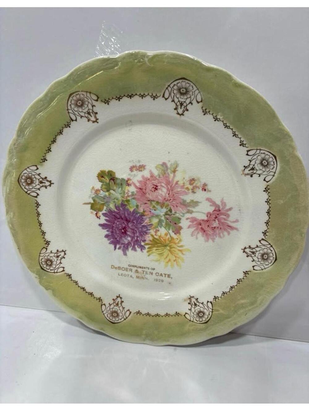 Vintage 1929 D. E. McNicol Floral Plate